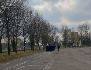 Policjanci w czasie zajęć na kursie doskonalenia zawodowego lokalnego.